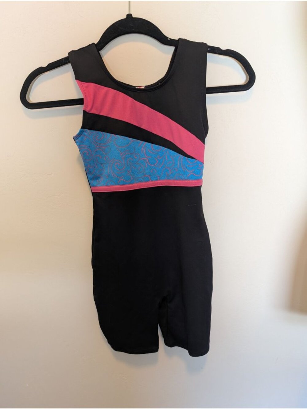 Moret Active Girl Youth Gymnastics Leotard Black Pink Blue Swirl Medium 8/10